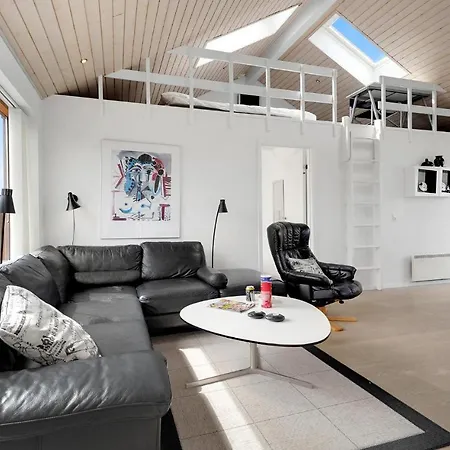 Amazing In Romo With House A Panoramic View Holiday home *