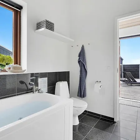 Amazing In Romo With House A Panoramic View *